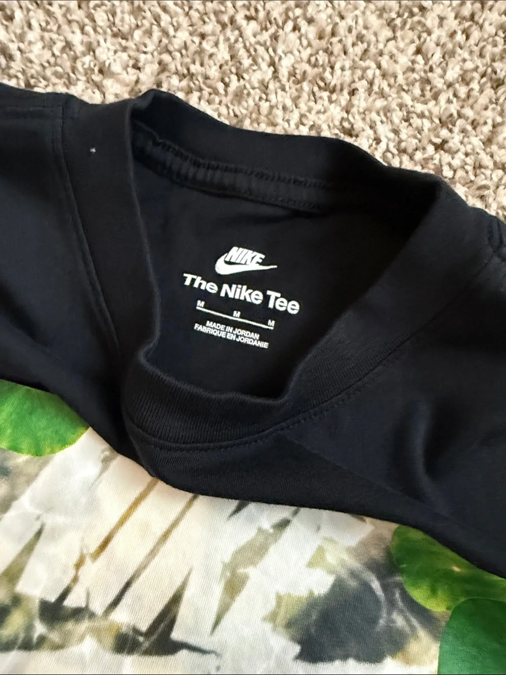 Nike graphic t shirt